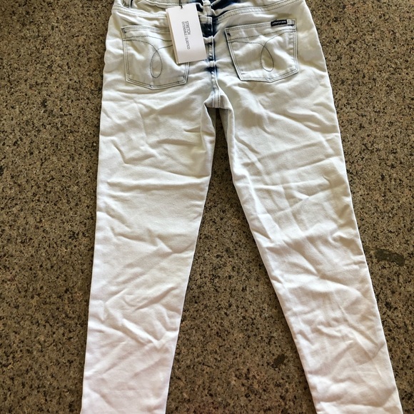 Calvin Klein Jeans- Mid rise skinny- size 12 - Picture 2 of 3